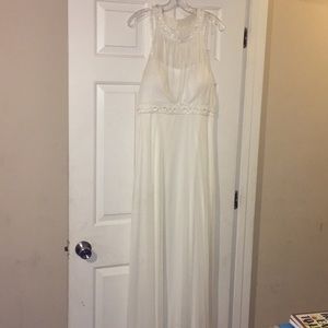 David’s bridal wedding dress
